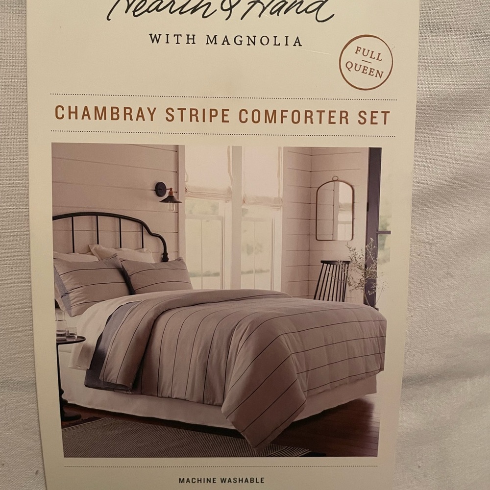 NWT Hearth and Hand comforter set